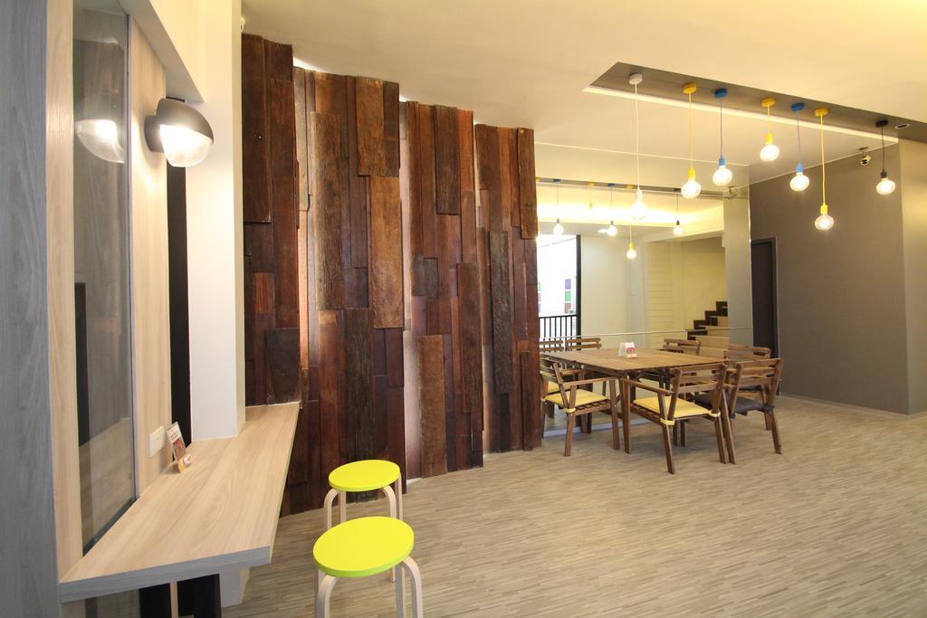 Preme Hostel Бангкок Экстерьер фото