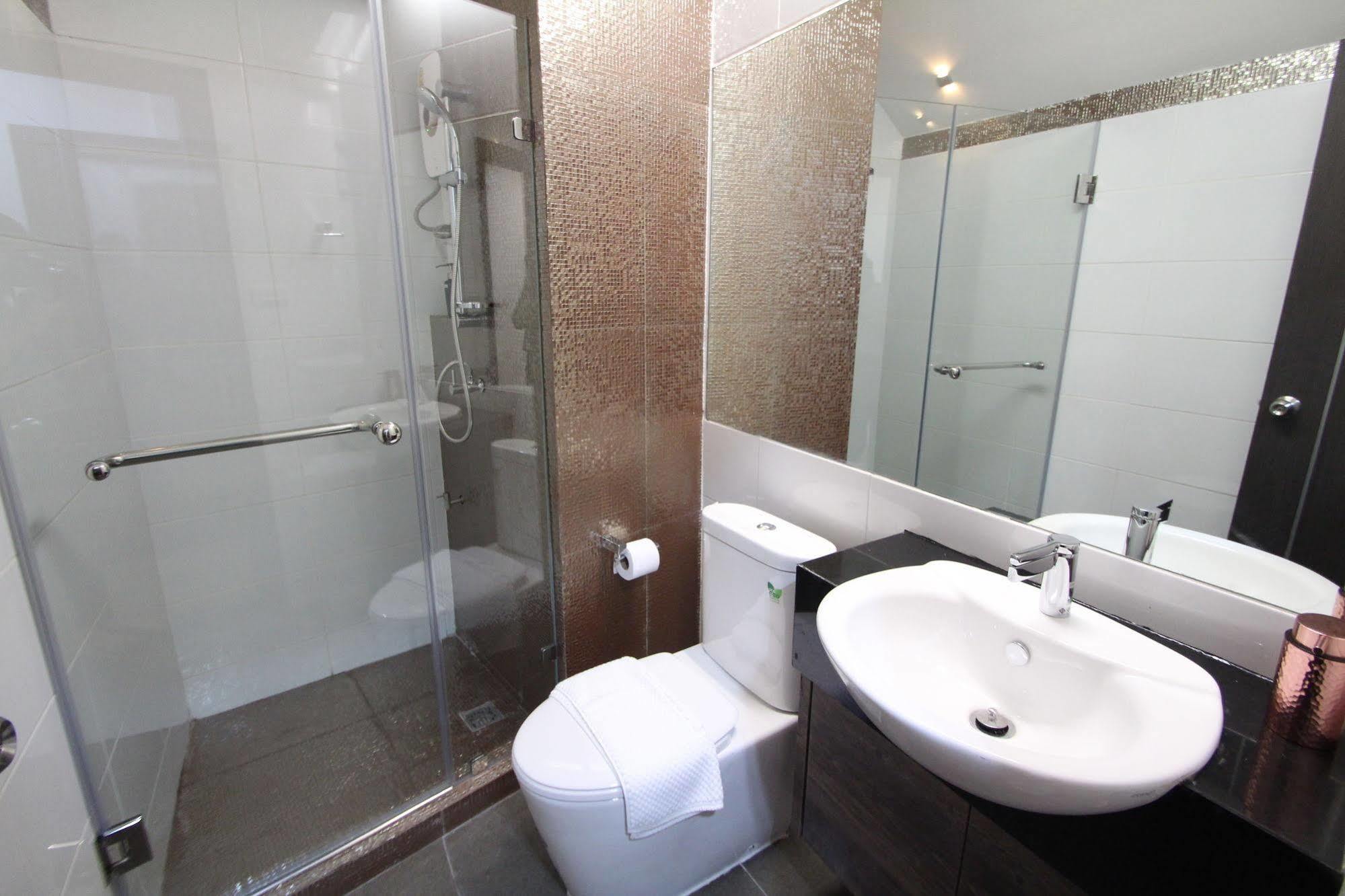 Preme Hostel Бангкок Экстерьер фото