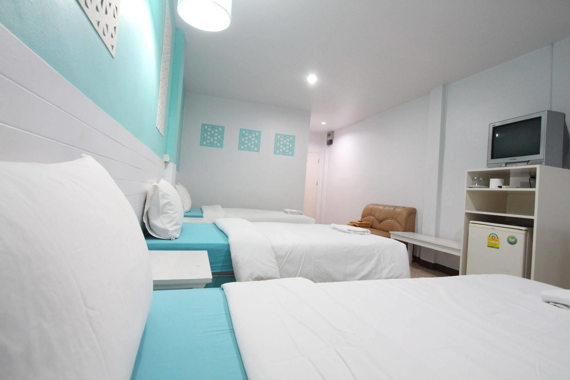 Preme Hostel Бангкок Экстерьер фото