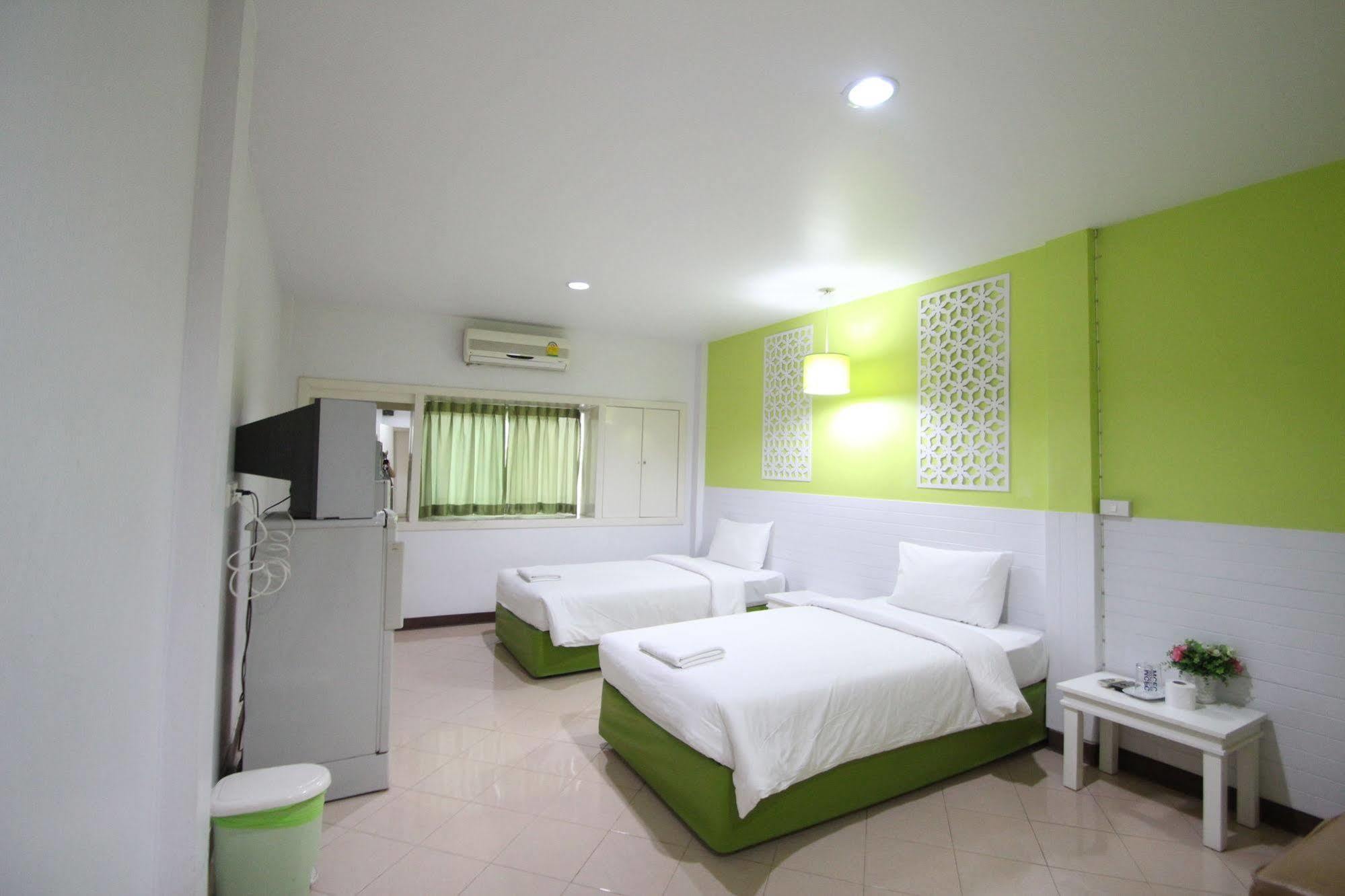 Preme Hostel Бангкок Экстерьер фото