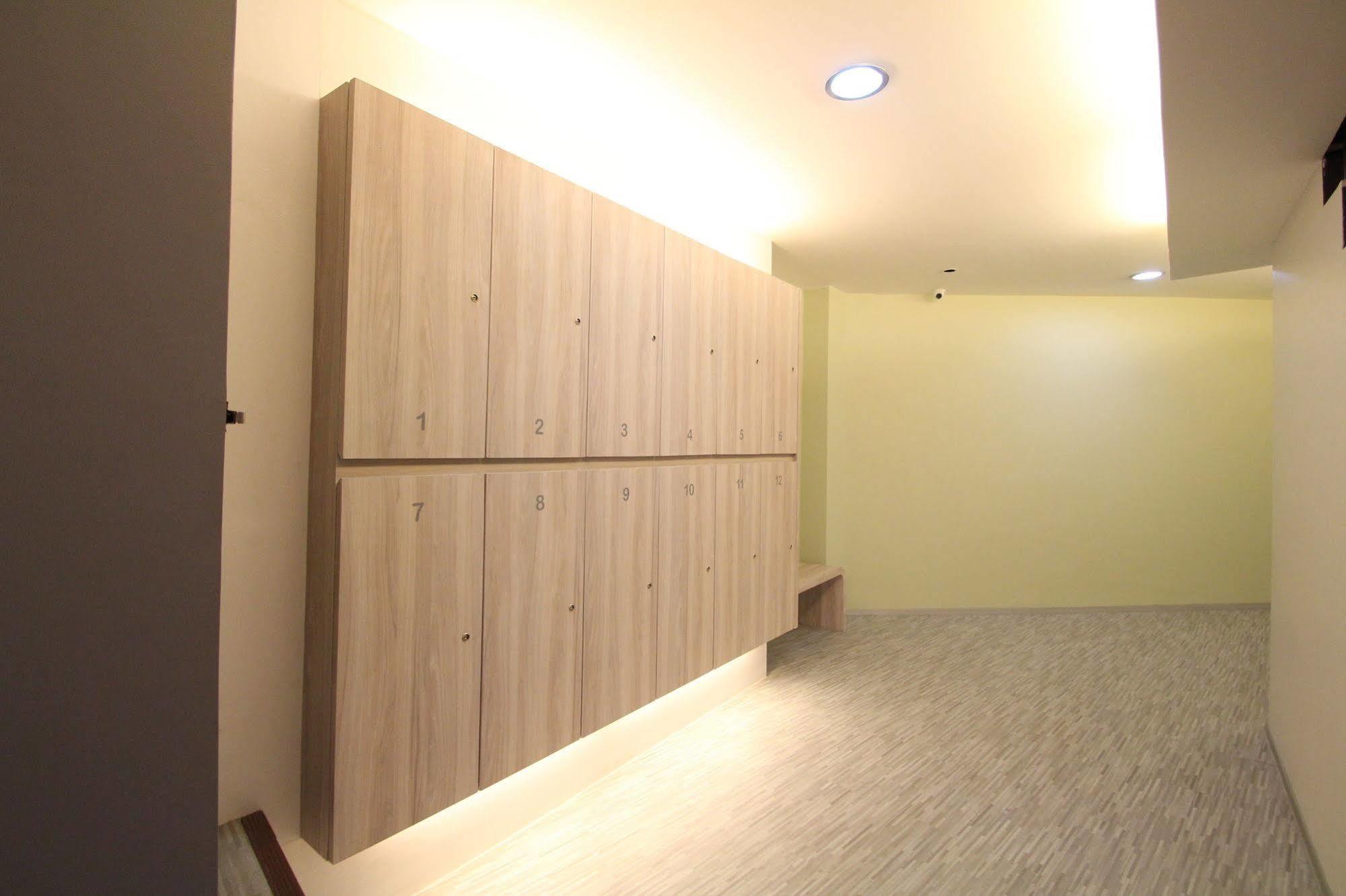 Preme Hostel Бангкок Экстерьер фото